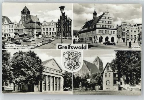 Greifswald Rathaus Kirche Auto Platz Laterne Theater