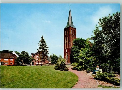 Ostenfelde Rückseite mit Abschürfungen bzw Kleberesten Kirche St. Margareth
