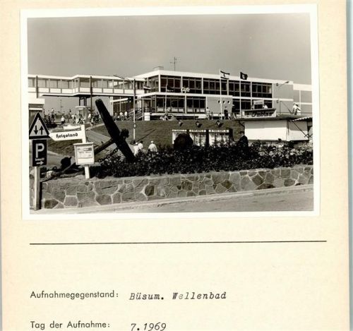 Büsum Wellenbad Foto montiert auf Karton