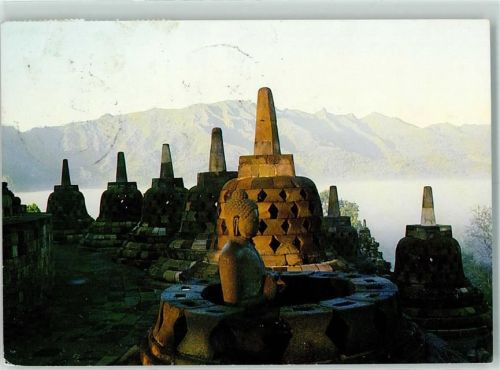 Java 1987 Sunrise, at Borobudur Buddhiste Tempel Central Java AK