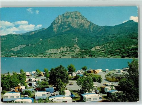 Savines-le-Lac Sur le Lac de Serre-Poncon Le Camping au fond le Grand Morgon