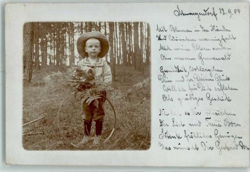Schmargendorf 1905 Junge mit Farn Ort lt. Stempel