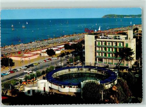 Riccione Panorama ed Hotel Promenade Schwimmbad Auto