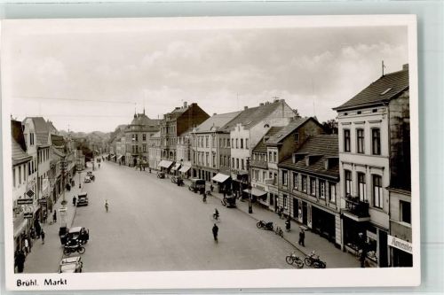 Brühl Markt Apotheke Oldtimer WK II
