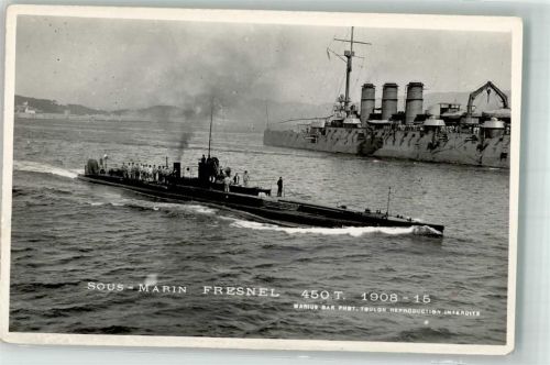 La Ferte-Frenel Schöne Aufnahme Spous Marin U-Boot und Kriegsschiff