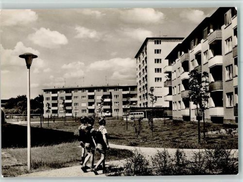 Charlottenburg-Nord Siedlung Charlottenburg-Nord Schüler kommen von der Schule heim