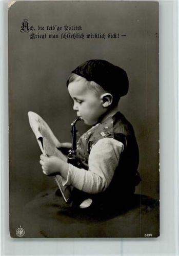 Fotoverlag NPG 3394 - Kind mit Pfeife, Zeitung lesen AK