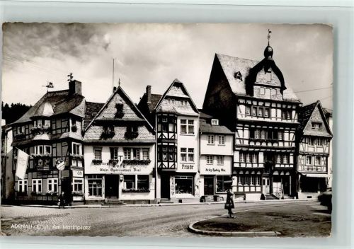 Adenau Am Marktplatz Fachwerkhäuser Frisör Café Fahne