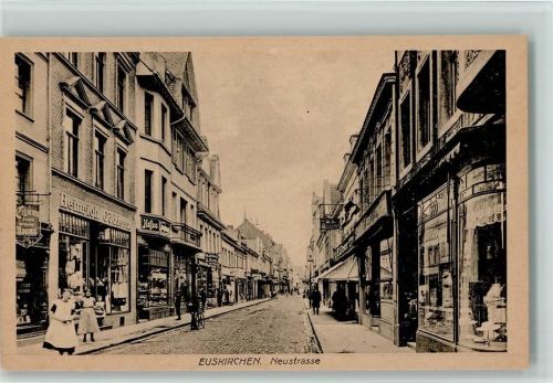 53879 W5350 Euskirchen - Neustrasse, viele Geschäfte ca 1918 AK