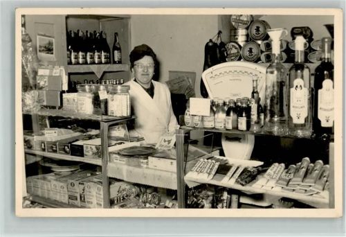 Krämerladen - schöne Foto AK - Theke mit Waage, Verkäuferin, Waren ca 1955 AK Kaufhaus