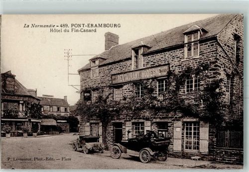 Saint-Pierre-du-Regard Pont Erambourg Hotel du Fin-Canard Oldtimer