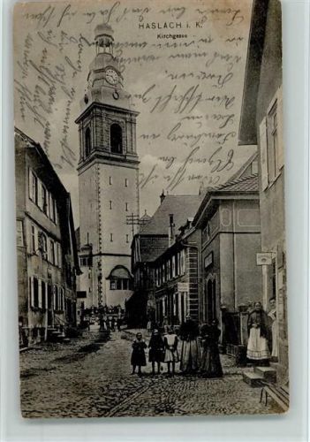 Haslach 1908 Kirchgasse mit Kirche, AK