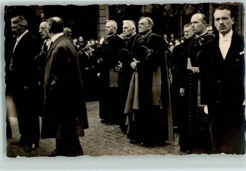 Malines Beerdigung Kardinal Mercier Erzbischof 23. Januar 1926