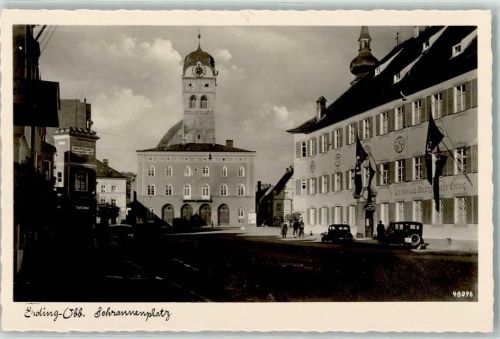 Erding Schrannenplatz Hakenkreuzfahnen Sparkasse AK WK II WK II