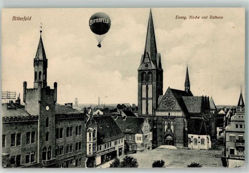 Bitterfeld Ev. Kirche Rathaus Fesselflugballon