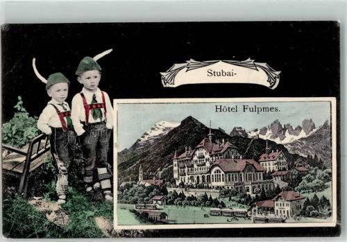 6166 Fulpmes Gebrauchsspuren Kindertracht Hotel Fulpmes Stubai Eisenbahn Bahnhof