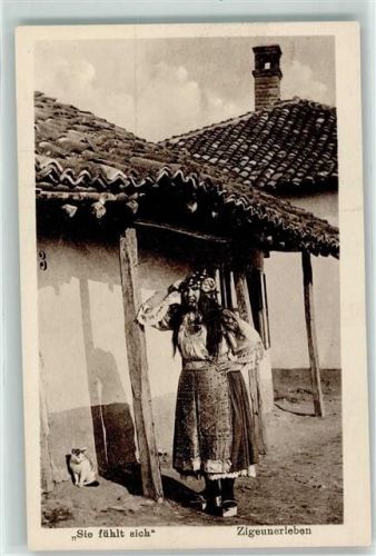 1917 Zigeunerin mit einer Pfeife AK