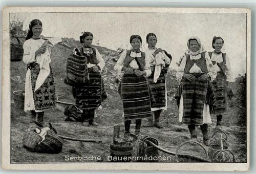 Tracht Serbische Bauernmädchen