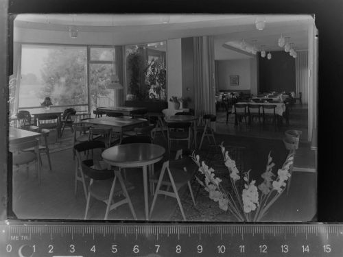 31582 W3070 Nienburg (Weser) GLASNEGATIV Hotel Weserschlösschen H.Heissenberg Gastraum