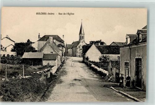 Oulches Rue de l'Eglise