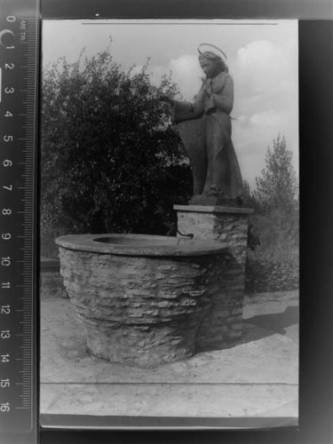 Überherrn Brunnen Denkmal