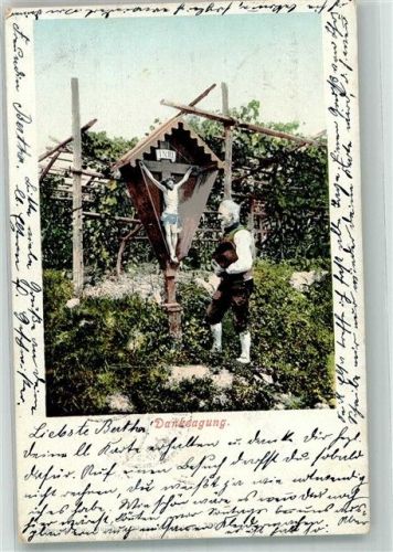 1901 Betender Mann in bayerischer Tracht vor einem Marterl