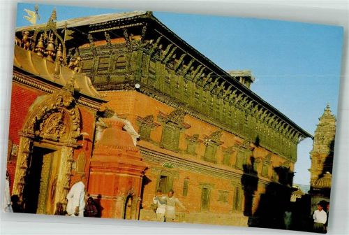 Bhadgaon Palace of 55 windows und Golden Gate