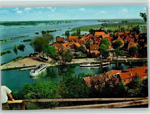 Hitzacker Blick auf Elbeschiffe