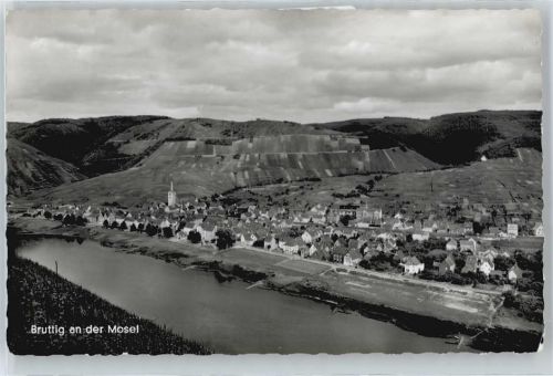 Bruttig Luftbild, Fluss, Berge