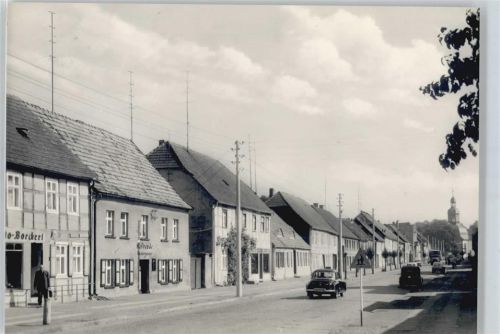 Neustadt Robert-Koch-Straße Auto Fußgänger Haus
