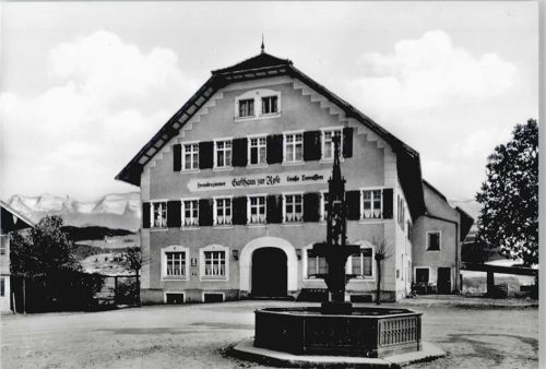 Eglofs Gasthof Zur Rose, Brunnen
