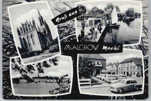 Malchow Kirche, Gesamtansicht, Parkplatz