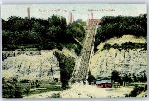 Kalkberge Tiefbau mit Förderbahn