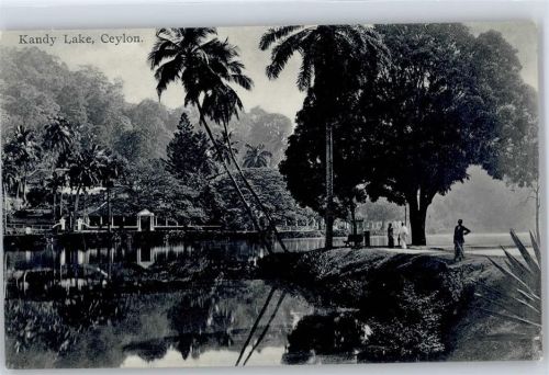 Kandy Lake