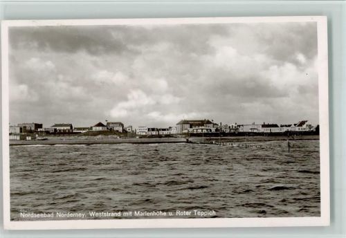 Norderney Weststrand mit Marienhöhe und Roter Teppich
