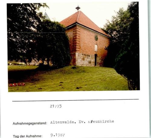 Altenwalde Evangel. Kreuzkirche Foto montiert auf Karton