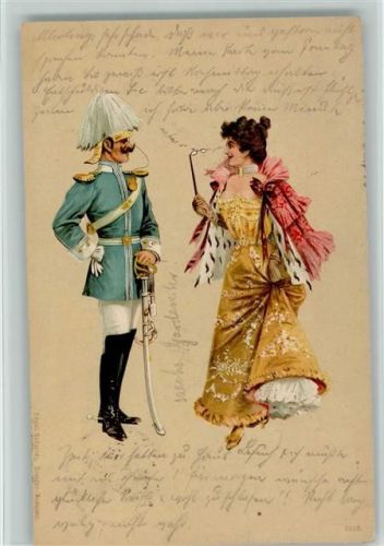1899 Dame in Jugendstil-Mode mit Monokel und Soldat - Uniformen AK