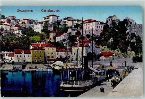 Castelnuovo Hafen Schiffe