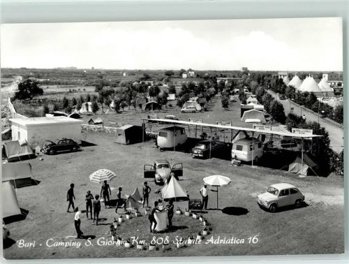 Bari Camping S. Giorgio Wohnwagen