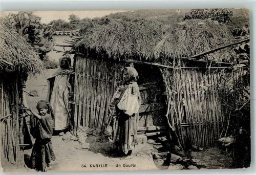 Bejaia Tracht Hütte