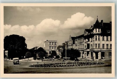 Bergen Karl-Marx Platz Pelz Hinz