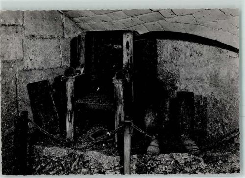The torture chair and the Bottillons AK
