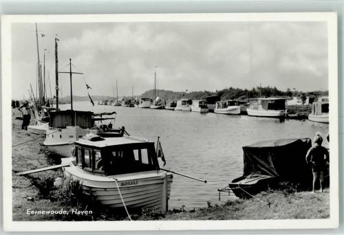 Earnewald Hafen Motorboote