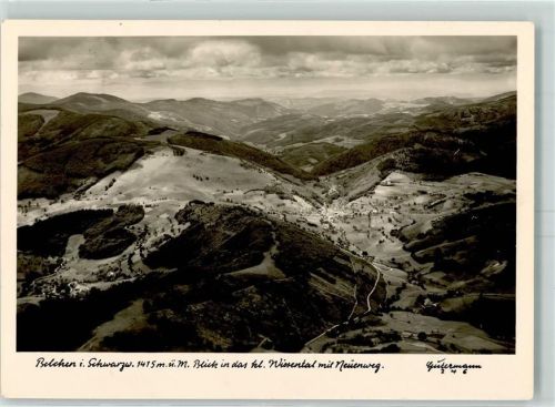 Belchen Fotograf Gutermann Blick in das kleine Wiesental mit Neuenweg
