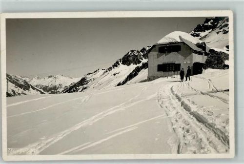 Tübinger Hütte Winter Mann Frau Ski Hüttenstempel