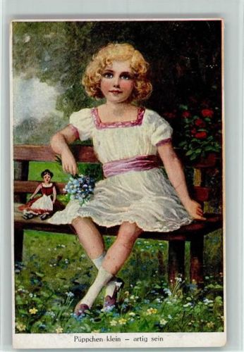 1916 Mädchen mit ihrer Puppe sitzt auf einer Parkbank AK