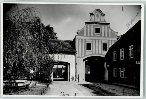 Oberglogau Glogowek Glogowek Privatfoto KEINE AK Schlosstor