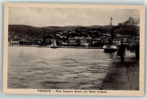 Trieste / Triest / Trst Riva Nazario Sauro col Molo Audace