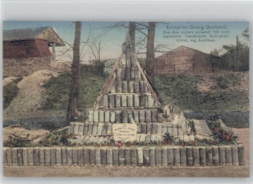 Kronprinz Georg Denkmal - Zum Bau wurden 726 nicht explodierte französ. Schrapnallhülsen verwandt.