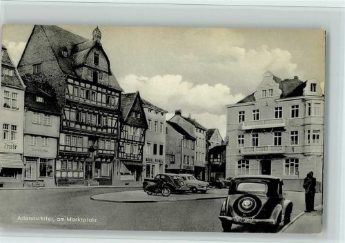 Adenau Am Marktplatz Fachwerkhaus Autos